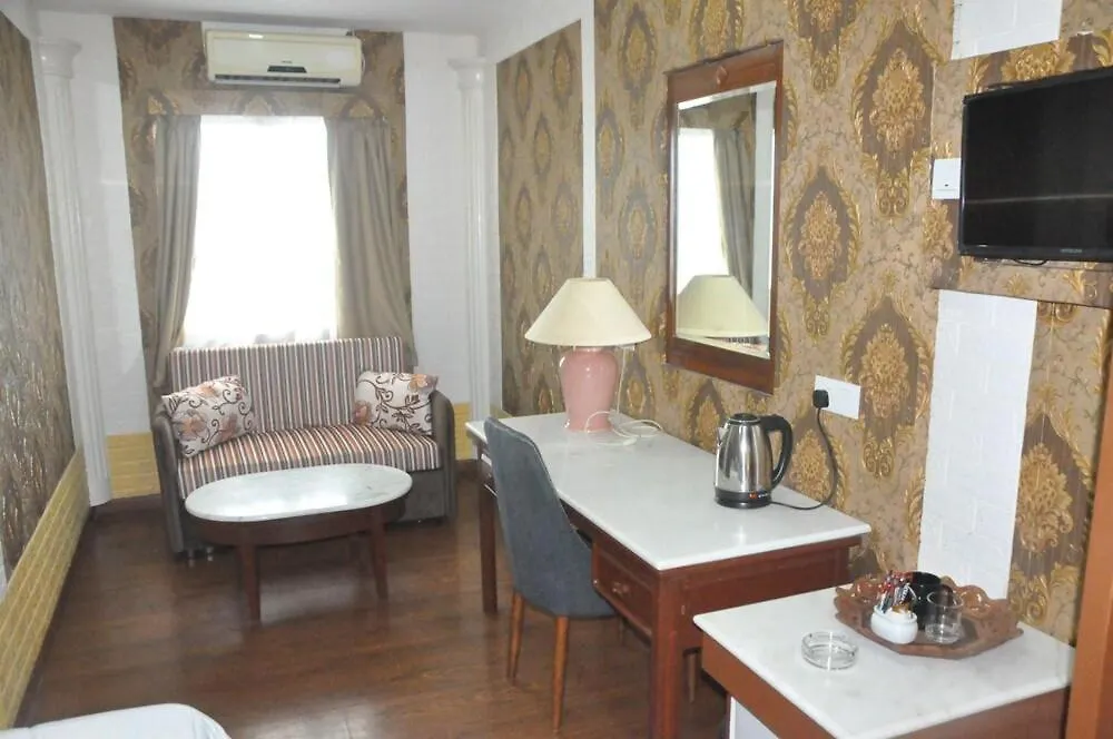 Luxor Empire Hotel Pantai Cenang  Malaysia